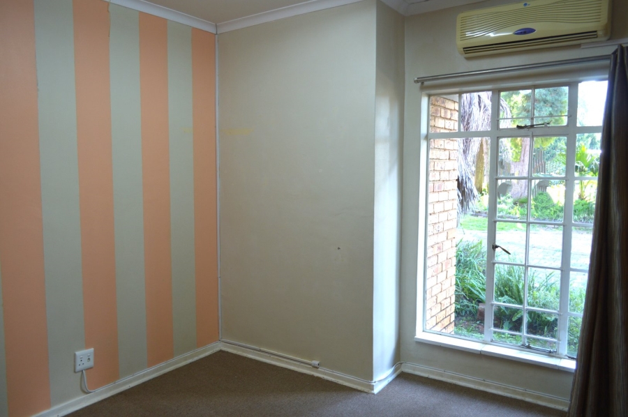 5 Bedroom Property for Sale in Flamwood North West